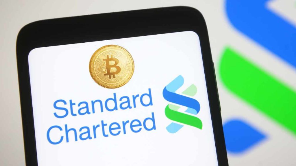 Bitcoin Poised for $120,000 Valuation by End of 2024: Standard Chartered Analyst